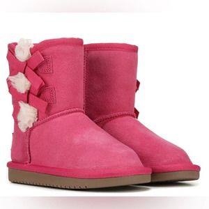 Koolaburra by UGG Victoria Short Boots